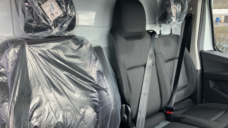 Renault Trafic Swb Diesel SL30 Blue dCi 150 Extra [Safety] Van